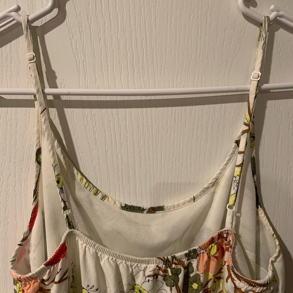 Old Navy Floral Dress - Picture 6 of 7